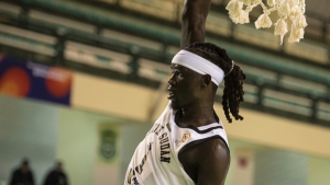 Νότιο Σουδάν: Η κινηματογραφική ζωή του Νούνι Ομότ και το happy ending στο Παγκόσμιο Κύπελλο! (video)