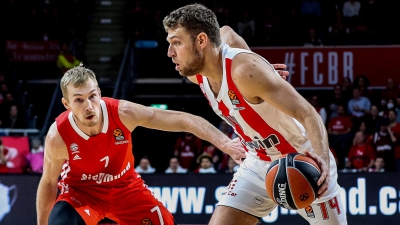 Μπάγερν Μονάχου - Ολυμπιακός 71-82: Αήττητος εκτός έδρας (4/4) με «μαγικό» Βεζένκοφ! (video)