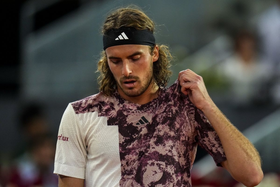 Τσιτσιπάς - Φιλς 0-2: «Λύγισε» από τον Γάλλο και αποχαιρετά τον τελικό! (video)