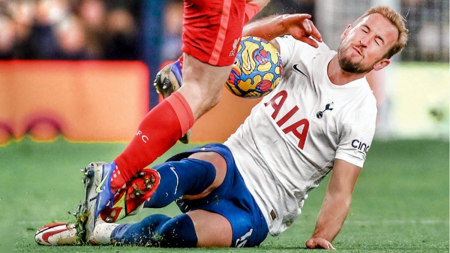 Κλάτενμπεργκ για το τάκλιν του Κέιν: «Αν αυτό δεν είναι κόκκινη, τότε δεν ξέρω τι είναι;» (video)