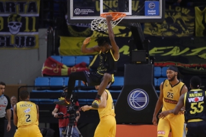 ΑΕΚ - Άρης 63-76: «Αυτοκρατορική» εμφάνιση, τεράστια νίκη (video)