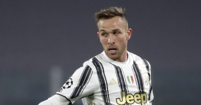 Γιουβέντους: Θετικοί στον κορωνοϊό Αρτούρ και Πινσόλιο