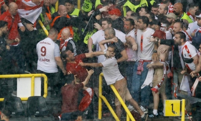 «Μάχες σώμα με σώμα»: Τούρκοι και Γεωργιανοί πιάστηκαν στα χέρια στο Σίγκναλ Ιντούνα Παρκ (video)