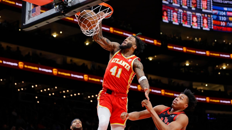 Χοκς - Ράπτορς: «Τρελό» φινάλε στην Ατλάντα, με... από μηχανής Θεό Σαντίκ Μπέι! (video)