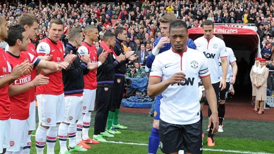 Ειρωνική ανάρτηση του Εβρά, μετά τον αποκλεισμό της Άρσεναλ από την Παρί Σεν Ζερμέν! (video)