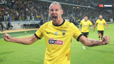 ΑΕΚ - Άγιαξ 1-1: Όσα πέναλτι κι αν δώσουν εις βάρος της, δεν «λυγίζει»! (video)