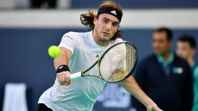 Ο Τσιτσιπάς ξεπέρασε το εμπόδιο του Νόρι (2-0 σετ) και προκρίθηκε στα ημιτελικά του Mubadala (video)