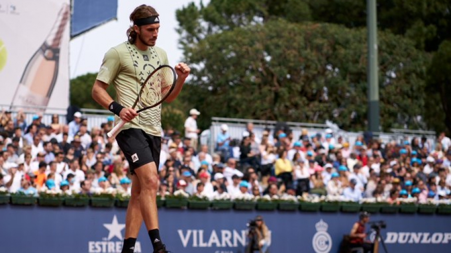 «Σίφουνας» ο Τσιτσιπάς, πέρασε με 2-0 τον Ντιμιτρόφ και σε λίγες ώρες βρίσκει τον Αλκαράθ στα προημιτελικά! (video)