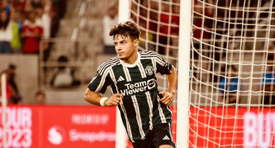 Διδακτική ήττα από την Ρέξαμ για τα πιτσιρίκια της Γιουνάιτεντ (video)