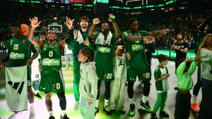 Πράσινη πρόκριση με… τετράποντο της Interwetten!