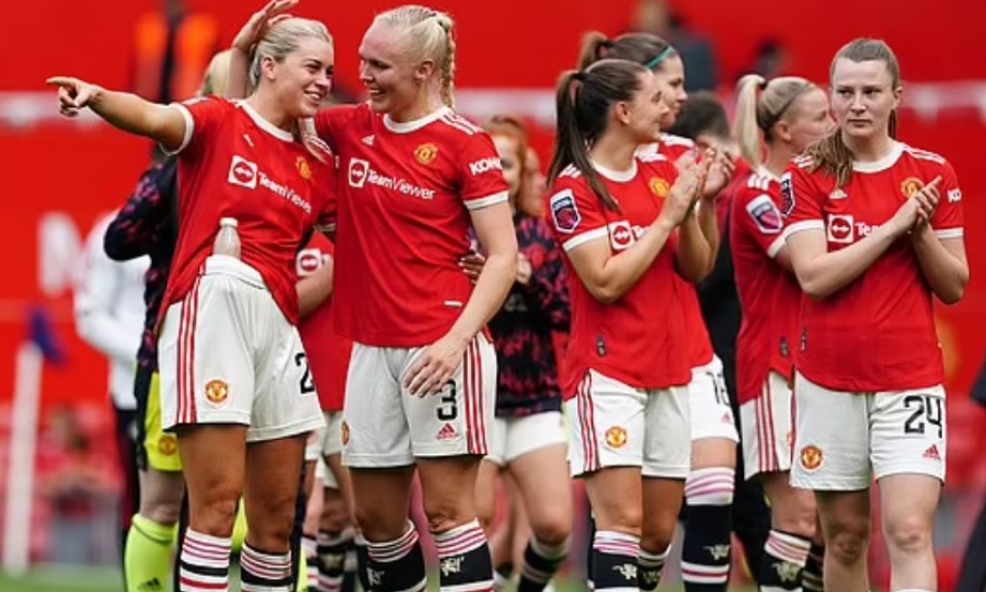 Ρεκόρ προσέλευσης κόσμου στο γυναικείο Μαν.Γιουνάιτεντ -Έβερτον στο «Ολντ Τράφορντ»!