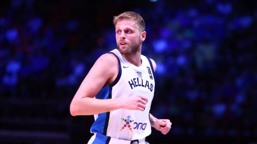 Στο «στόχαστρο» της ΑΕΚ Betsson ο Βασίλης Χαραλαμπόπουλος!