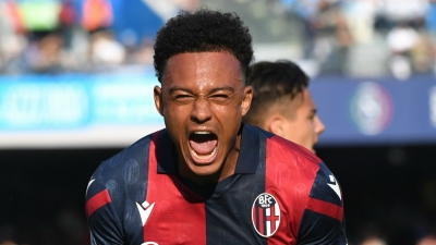 Νάπολι – Μπολόνια 0-2: «Καθάρισε» από το τέταρτο και... αγκάλιασε τα αστέρια (video)