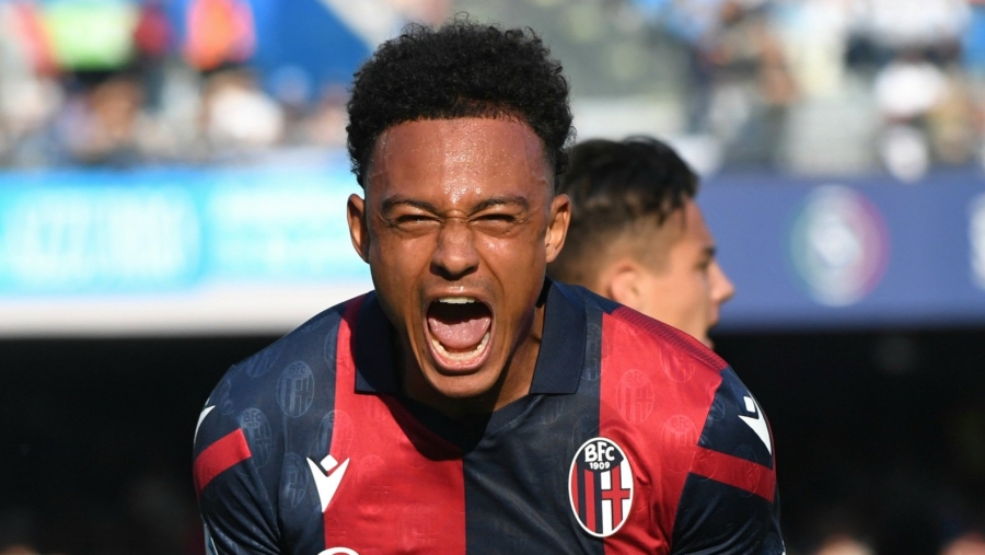 Νάπολι – Μπολόνια 0-2: «Καθάρισε» από το τέταρτο και... αγκάλιασε τα αστέρια (video)