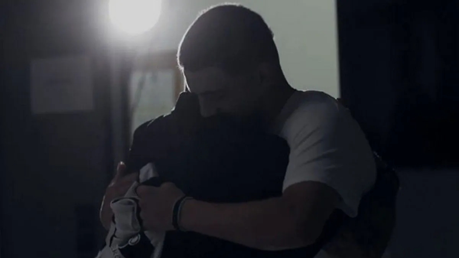 «The legacy continues»: Η παράδοση του «20» από τον Βιεϊρίνια στον Ζαφείρη! (video)