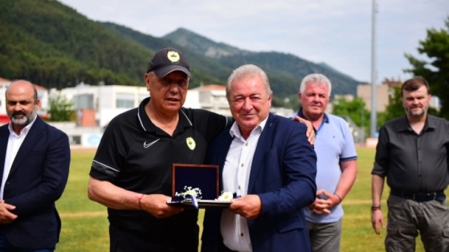 Χουάν Ραμόν Ρότσα: Και με τη... βούλα επίτιμος δημότης Ηγουμενίτσας!