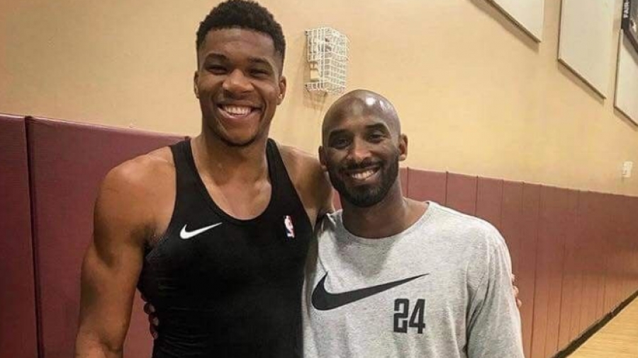 Γιάννης Αντετοκούνμπο για Kobe Bryant: «Happy birthday GOAT!»