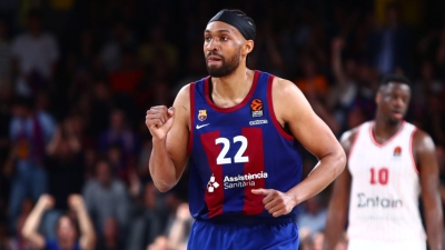 Μπαρτσελόνα - Ολυμπιακός 77-69: Δια χειρός... Πάρκερ η σειρά ήρθε σε ισορροπία και όλα θα παιχτούν στο ΣΕΦ! (video)