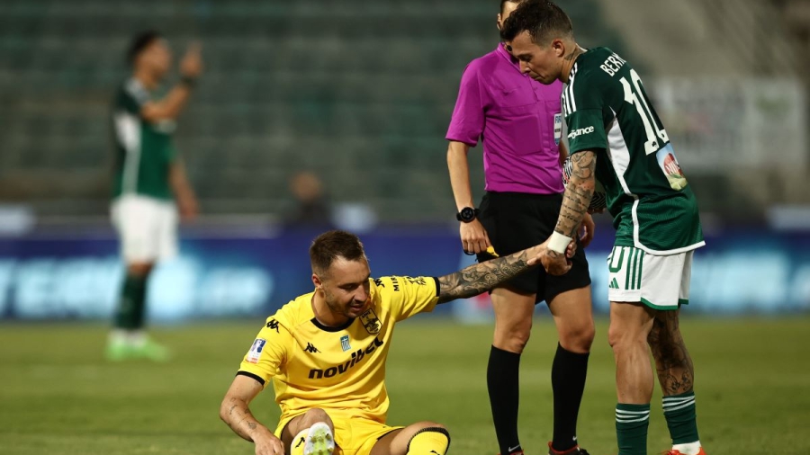 «Αλαλούμ» με τα μετάλλια του Άρη: Τα παρέλαβε στα… αποδυτήρια – Δεν πήγε στη συνέντευξη Τύπου ο Μάντζιος!