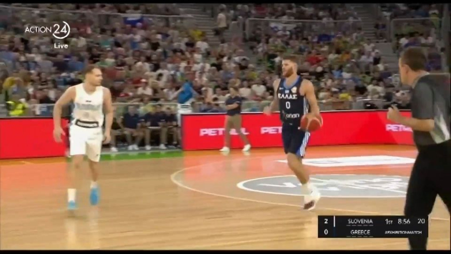 Με τα «γαλανόλευκα» για πρώτη φορά ο Τόμας Ουόκαπ! (video)