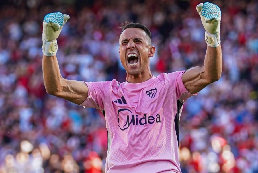 Οδυσσέας Βλαχοδήμος: Από την Ελλάδα στην ευρωπαϊκή ελίτ με τέρμα... αστραπή!