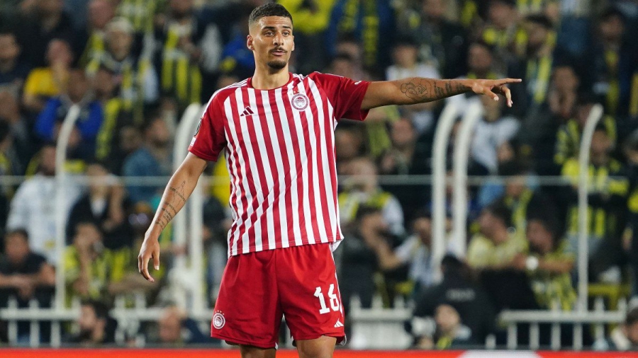 Αυξάνονται οι πιθανότητες παραμονής του Κάρμο στον Ολυμπιακό: «Η Πόρτο ίσως χρειαστεί να τον πουλήσει εξαιτίας του FFP!»  