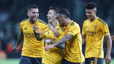 Champions League: Οκτώ ματς, 33 γκολ σε ένα βίντεο 221 δευτερολέπτων (video)