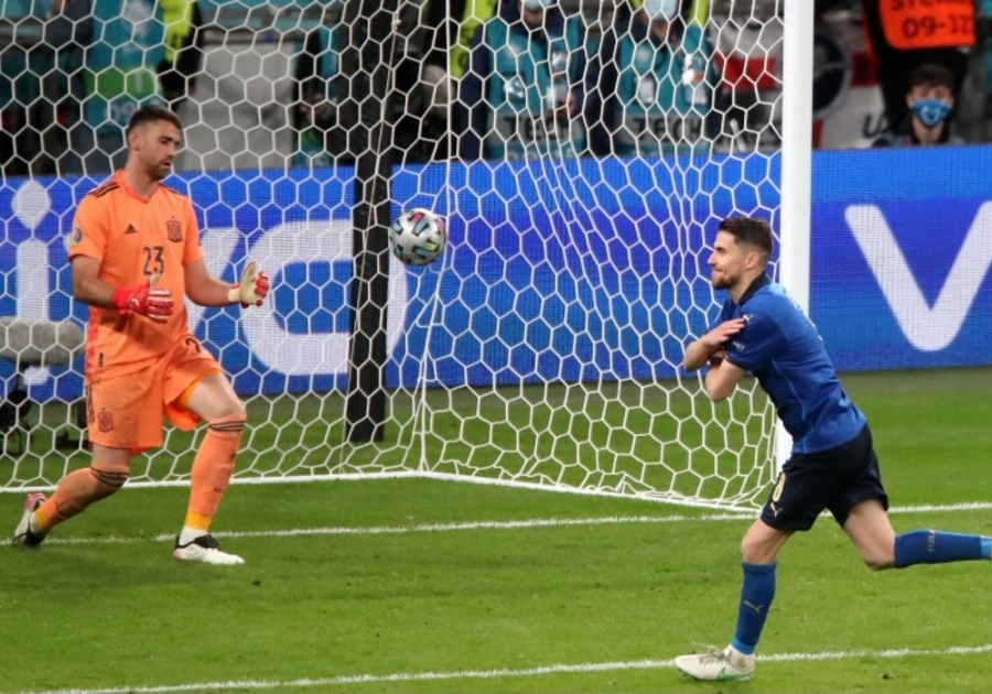 Οι ημερομηνίες των πέναλτι του Ζορζίνιο που «φωνάζουν» στην Αγγλία να μην του δώσει την ευκαιρία…