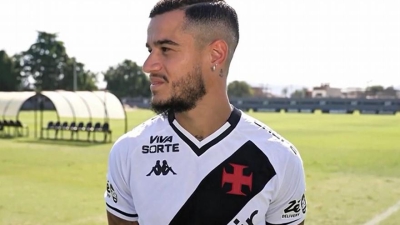 Σοκαρισμένος ο Κουτίνιο: Ήχοι πυροβολισμών διέκοψαν τις δηλώσεις του μέσα σε φαβέλα!