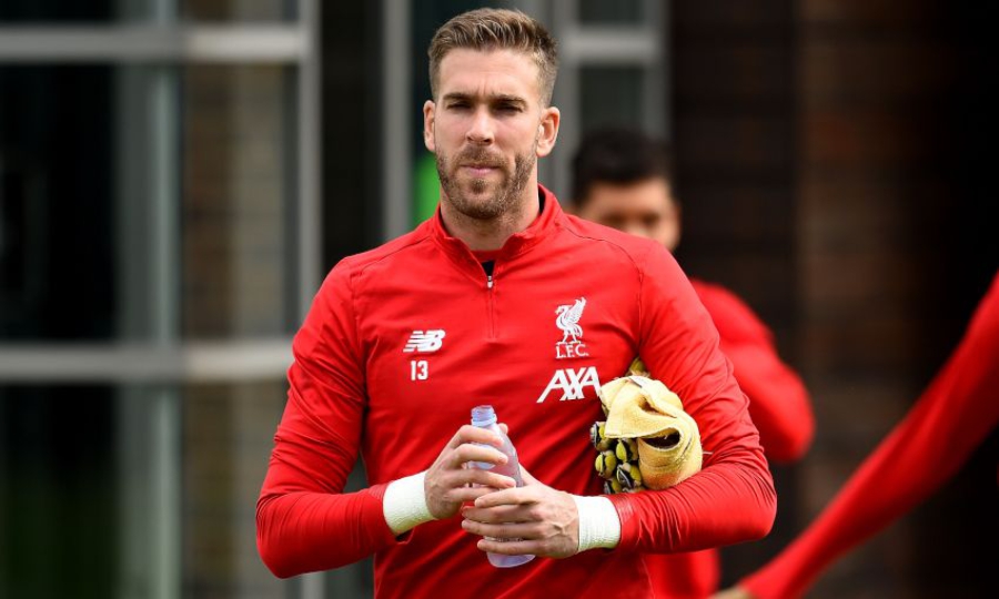 Μένει στη Λίβερπουλ ο Άντριαν!