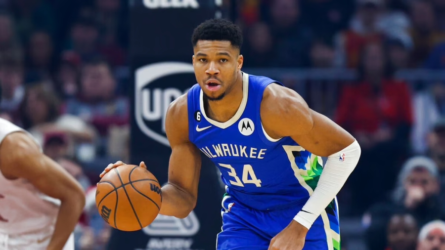 Γιάννης Αντετοκούνμπο: «Είναι καλό να αντιμετωπίζεις τους καλύτερους για να δεις πού βρίσκεσαι και τι πρέπει να διορθώσεις»