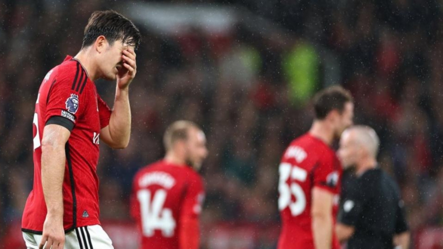 Το «φαινόμενο» Μάντσεστερ Γιουνάιτεντ: Παλάτια στην... άμμο, ξοδεύοντας δίχως αύριο! (video)