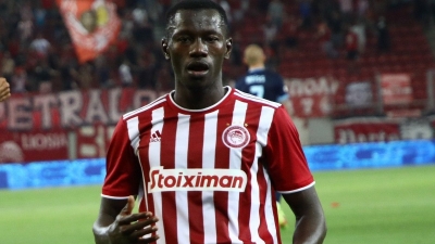 Ολυμπιακός: «Πετάει» για Ελλάδα ο Μαντί Καμαρά (video)