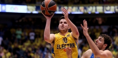 Μακάμπι: Επέστρεψε ο 39χρονος Πνίνι