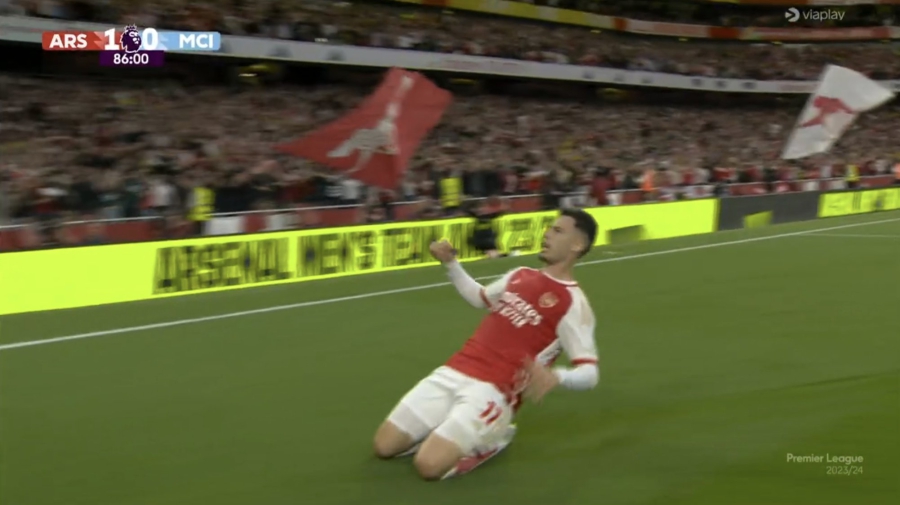 Η Άρσεναλ τα κατάφερε: Κέρδισε στο πρωτάθλημα τη Μάντσεστερ Σίτι, οκτώ χρόνια μετά! (video)