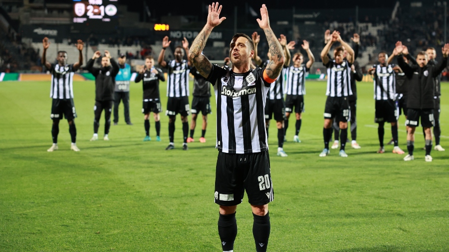 Ο Αντελίνο Βιεϊρίνια ανακοίνωσε κι επίσημα το τέλος της καριέρας του (vid)