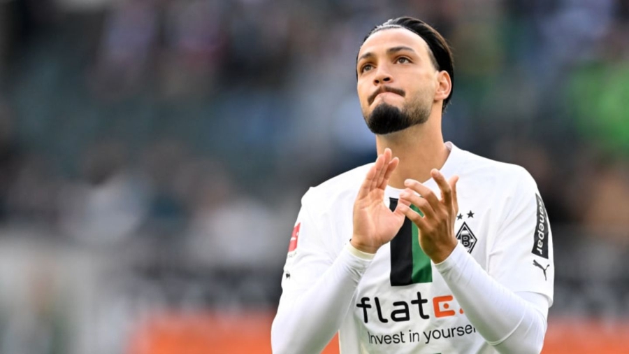 Αφήνει τη μία Μπορούσια για την άλλη ο Μπεσενμπαϊνί