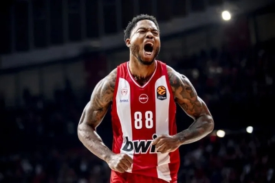 Φωτιά, λάβρα και Ταϊρίκ: Κυρίαρχος ο Ολυμπιακός στο «καμίνι» του ΣΕΦ - Νίκη επί της Μπαρτσελόνα, «ήττα» στη διαφορά!