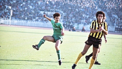 «Είναι τρελός ο Πολωνός»: Το ντεμπούτο του Κριστόφ Βαζέχα με τη φανέλα του Παναθηναϊκού κόντρα στην ΑΕΚ πριν 33 χρόνια! (video)