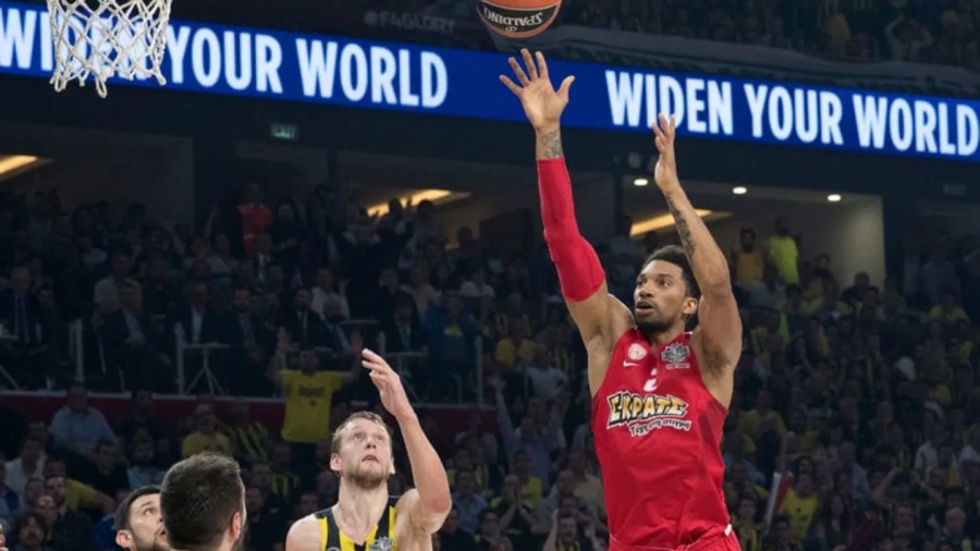 Ο Κεμ Μπιρτς στην Τζιρόνα του Φώτη Κατσικάρη!