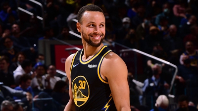 Ο Στεφ Κάρι δεν άφησε... ατιμώρητο τον Μάικ Τζέιμς: «Είμαι τόσο μονοδιάστατος...» (video)