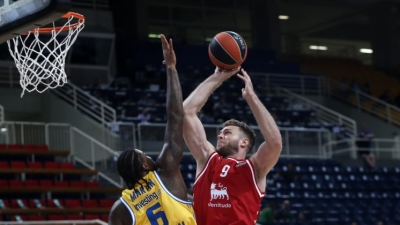 Μακάμπι Τελ Αβίβ - Αρμάνι Μιλάνο 71-80: Κυρίαρχοι για 30' οι Ιταλοί με μπροστάρη Μήτρου-Λονγκ (video)