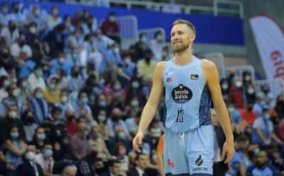 Ντζάναν Μούσα: Ο Βόσνιος με το ερυθρόλευκο... παρελθόν ξεχωρίζει στην ACB! (video)