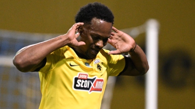 Ο Κάλενς «τραβούσε» τα μαλλιά του και ο Αλμέιδα... τρελάθηκε: Το 15λεπτο σόου του Λιβάι Γκαρσία! (video)