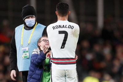 Κριστιάνο Ρονάλντο: Η 11χρονη φαν του θα πληρώσει 2.500 λίρες λόγω της εισβολής της στο γήπεδο!