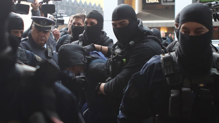 Στη φυλακή ο 18χρονος μετά την απολογία του, για τα επεισόδια στο Ρέντη!