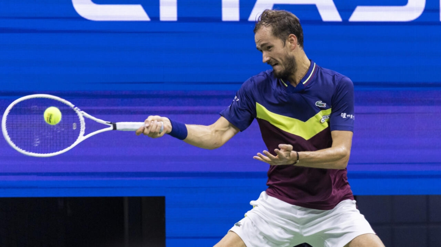 US Open: «Λυγίζει» δύσκολα τον Ρούμπλεφ ο Μεντβέντεφ στο 3.75 του pamestoixima.gr