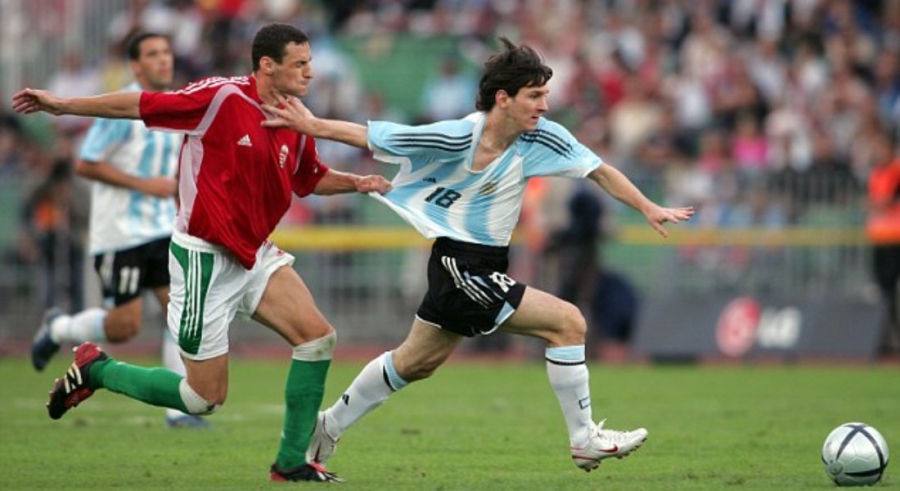 Ντεμπούτο με αποβολή: Από τον Φέλιξ στον Μέσι και τον Σεϊταρίδη (video)