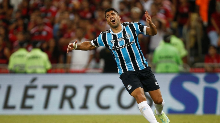 Πρόεδρος Γκρέμιο: «Ο Σουάρες πλησιάζει στο τέλος της καριέρας του»