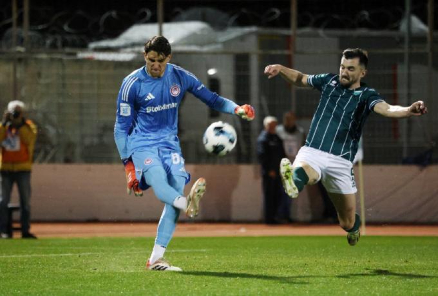 Λεβαδειακός: Το post για την κόκκινη κάρτα του Όζμπολτ... είχε ζεμπεκιές!